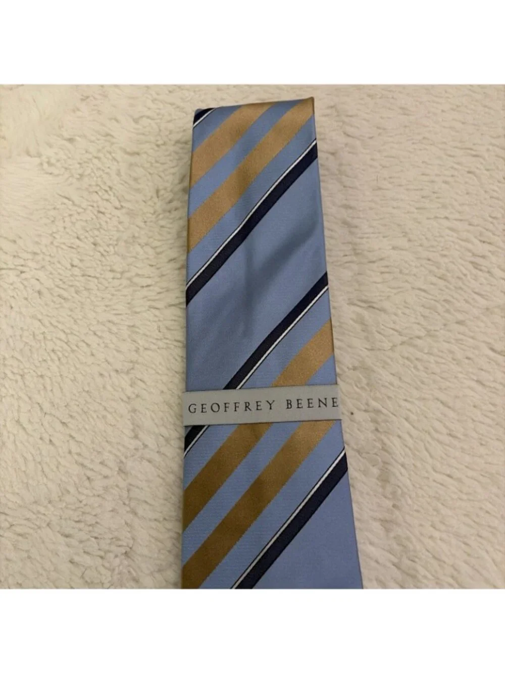 Geoffrey Beene Men’s NWT Blue Striped Neck Tie 100% Silk Preppy Classic